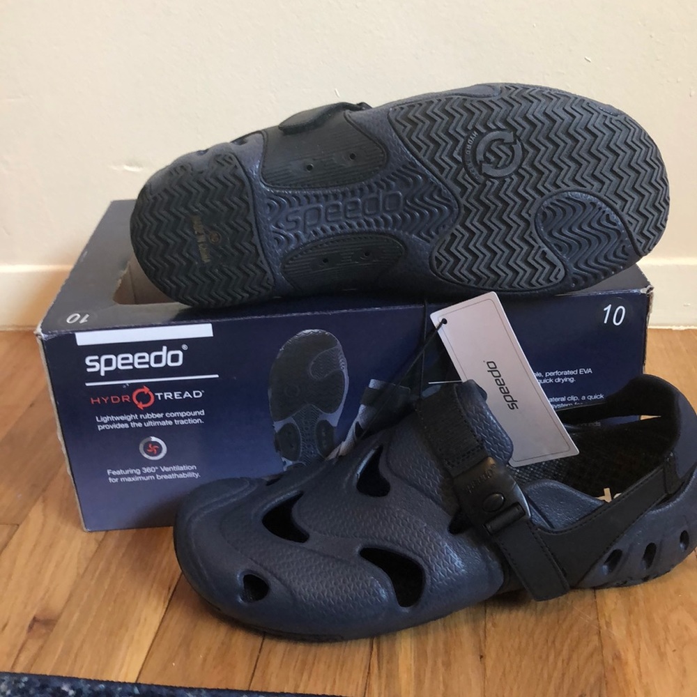 Men’s water shoe